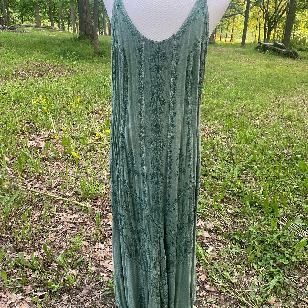 BRAYA Green Maxi Dress